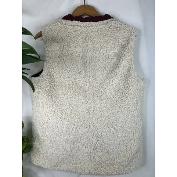 The North Face Womens Tamburello Reversible Vest Burgundy Sherpa Lined Large - Picture 8 of 9